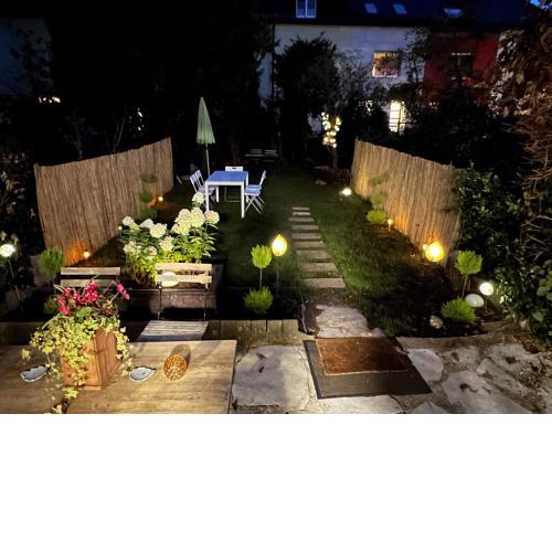 Natures Retreat Family Stay with Garden & Parking