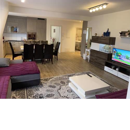 nauras apartment