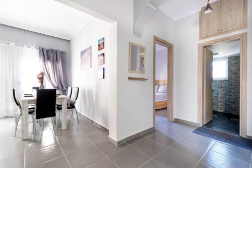 Navarino Apartment