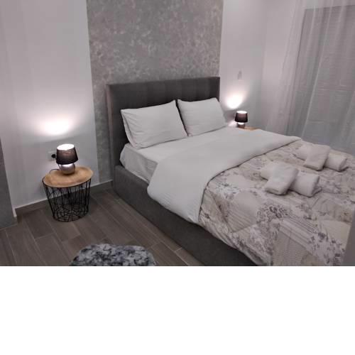 Navarino Jacuzzi Studio