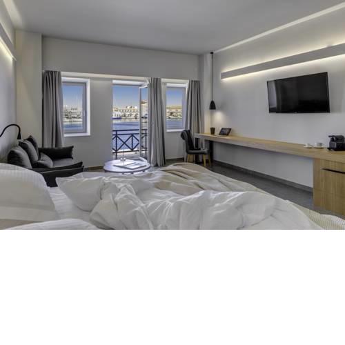 Naves Suites
