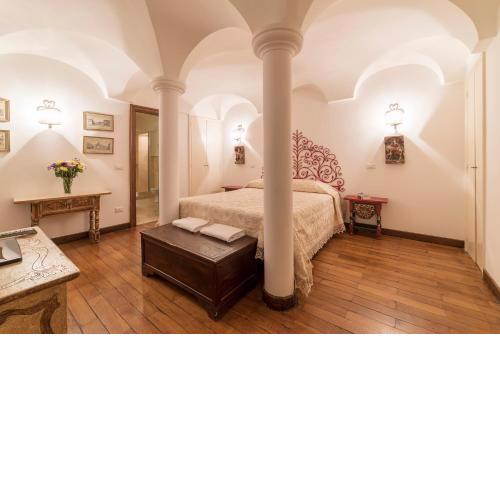 Navona Art Apartment