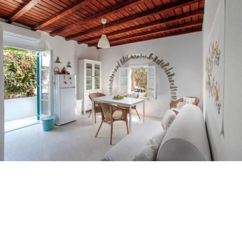 Naxos chora downtown center studio