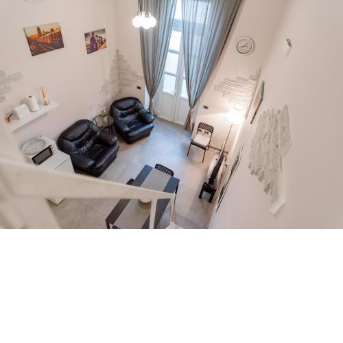Near Campus& Center: Teeny Tiny