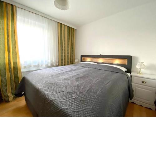 Near VIC Austria Center, 90sqm, 3BR, LR, Kitchen, 6min to VIC, 10min to City U1