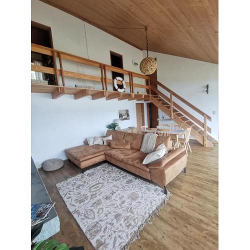 NEB-THUN Seehaus Einigen