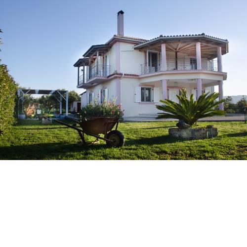 NEKTARIOS’S COTTAGE HOUSE