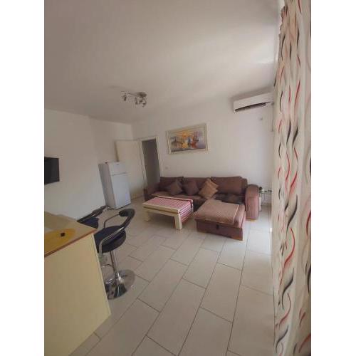 Neli's Apartments