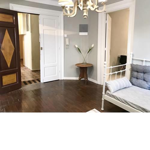 Neo-classical Flat At Aristotelous Square