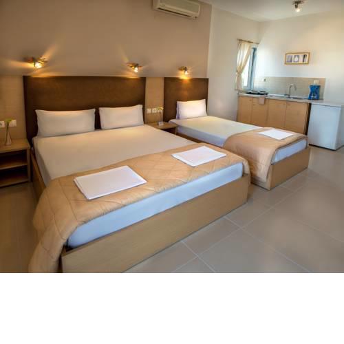 Nepheli Apartments and Studios