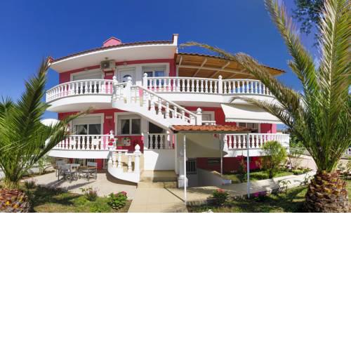Nereids Apartments and Studios