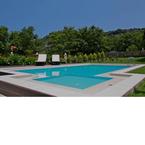 Neriana Villa - Garden Paradise