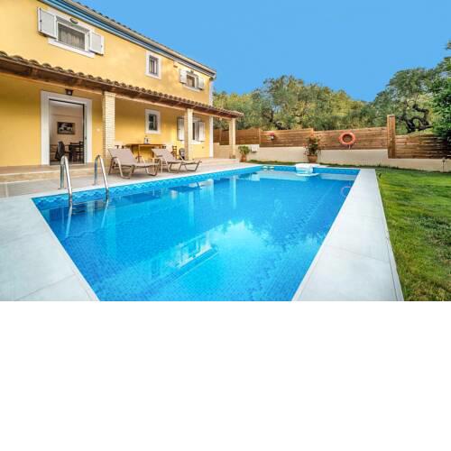 Neromylos Villa Sleeps 6 with Pool and Air Con