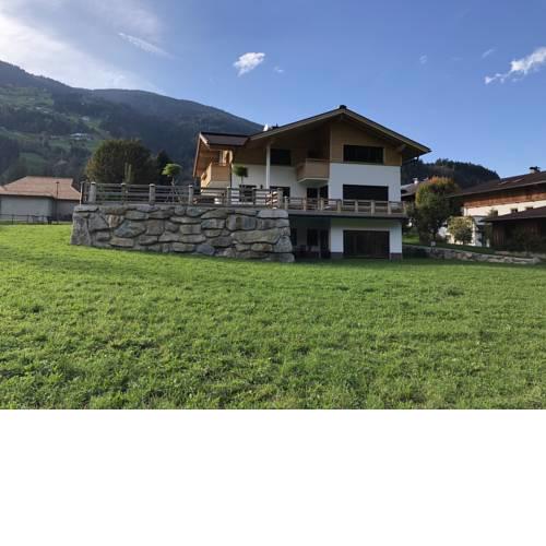 NeuhausLiving