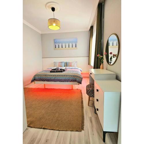 New - Luxury - Spacious Flats At The Center