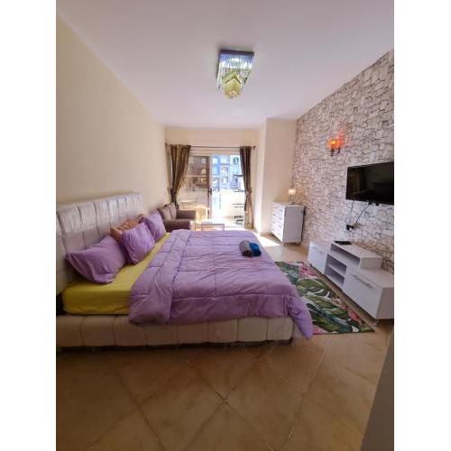 new and modern Studio with Pool orfi welcome