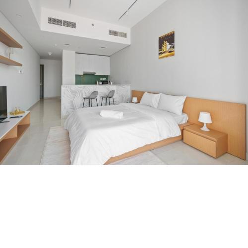 New Apartment Promotion - Pool