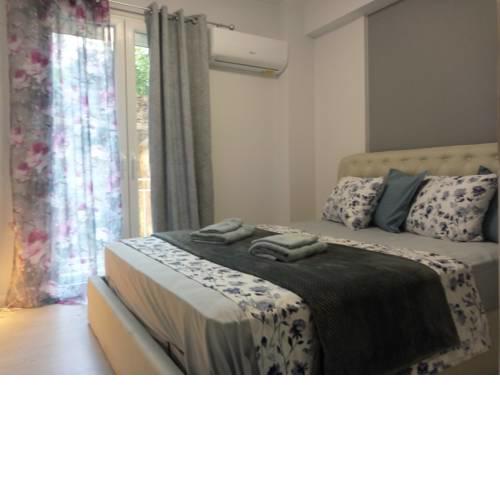 New Apartment with a separate entrance near the subway.