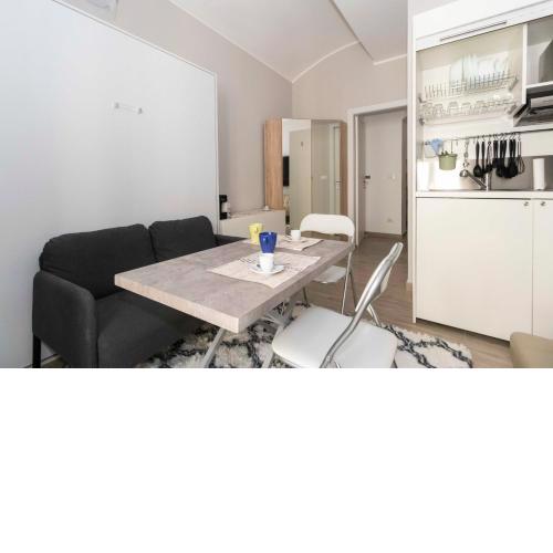 NEW Bright Studio near Piazza San Carlo!