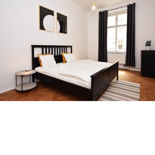 New Central Apt With Great City Vibes!