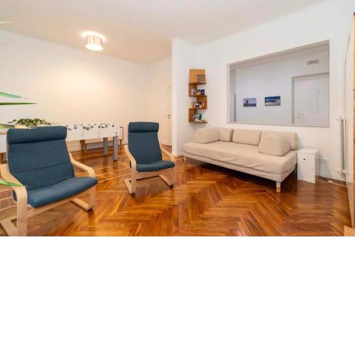 New! Cit Turin Elegant Apt with Parking