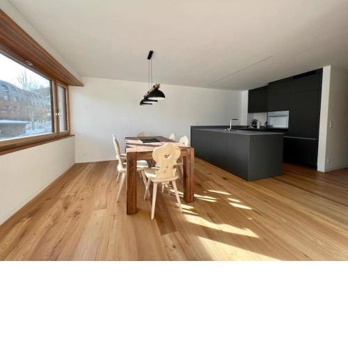 New! Exclusive Apartment 3min to Chantarella Bahn