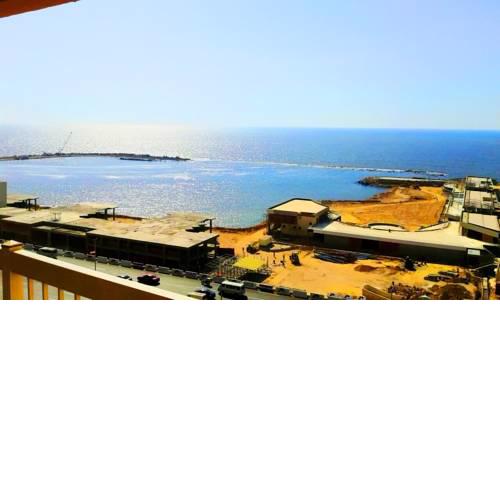 New furniture apartment - Sea View - Parking - Minutes to Stanley Bridge