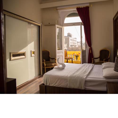 New Grand Royal Hotel