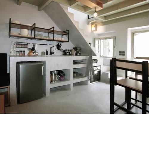 New Guesthouse in Emporios