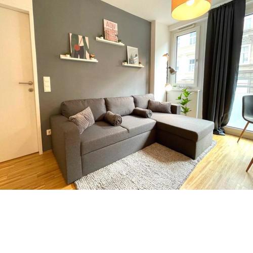 New I Stylish I Modern I Cozy