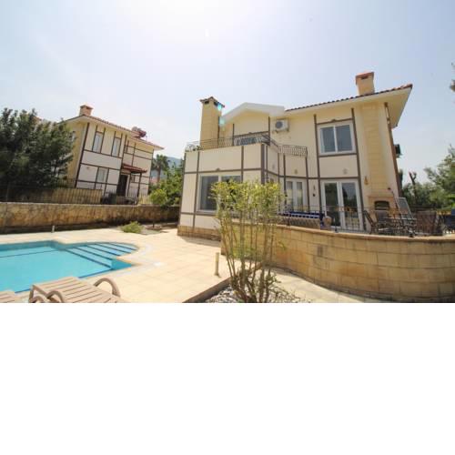 New life villa with pool - Alsancak(Karavas)Girne