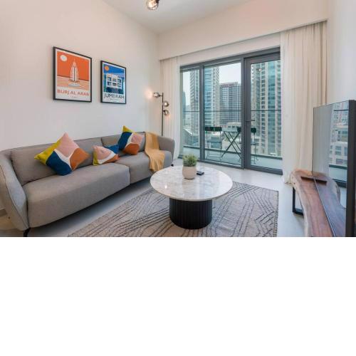 NEW! Luxurious 1Bedroom with balcony in Downtown