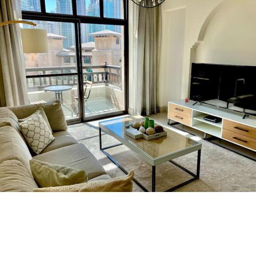 NEW! Luxurious Stay in Dubai Downtown