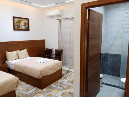 New Panorama Inn