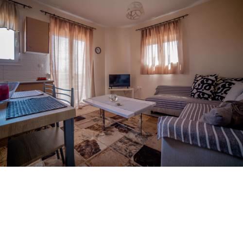 NEW Pyrgion Apartment with Fabulous View