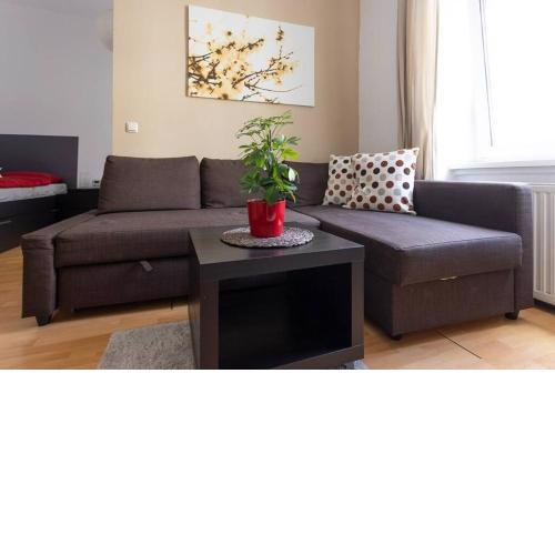 NEW ShalalaLiving Vienna - Apartment 02 - Meidlinger Markt
