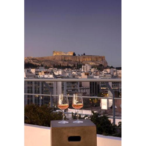 NEW STUNNING PENTHOUSE W/SPECTACULAR VISTAS!