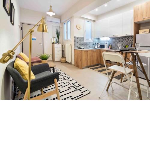 NEW! stylish renovated apartment in Petralona