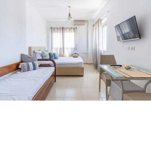 new* SUPER Central STUDIO - With SUPER sea View