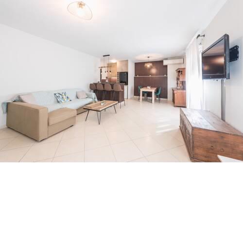 New Syntagma Urban Apartment