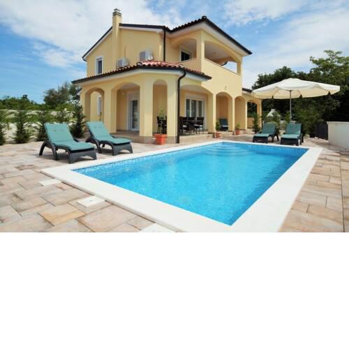 New villa with private pool in Istria