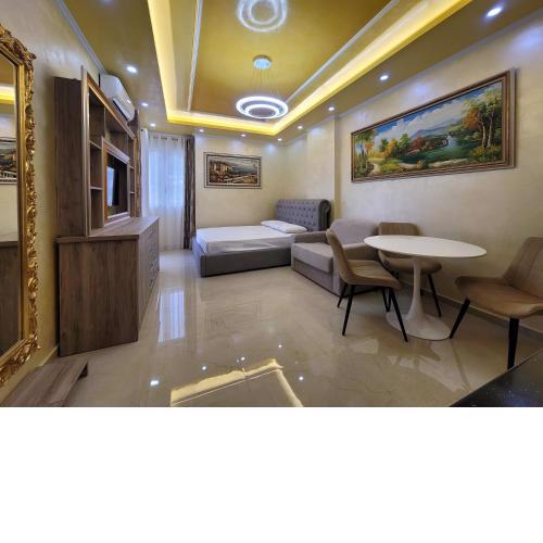 NEWBORN Apartments Lungomare Vlore