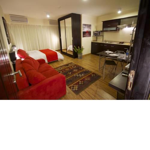 NewCity Aparthotel - Suites & Apartments