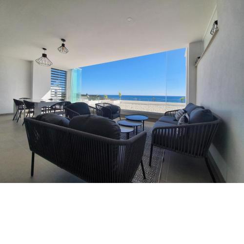 Newly-build luxury apartment with amazing views