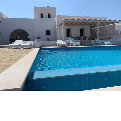 Newly built 15sqm Flat with sea view & access to shared pool