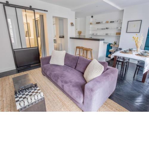 Newly Remodeled 2Bed APT with Elevator - Mobility Lease for Students and Work ONLY- Minimum 30 night stays