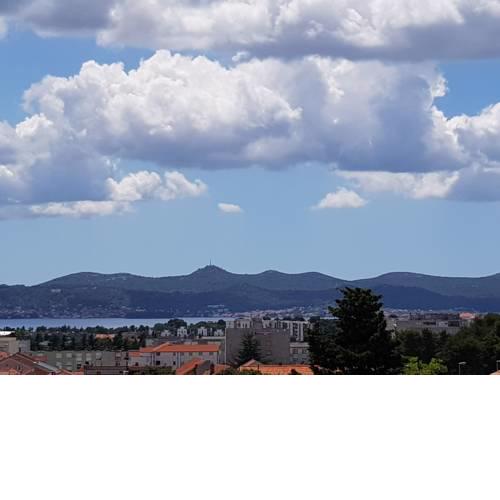 Newly renovated apartment, great panoramic view of the old town, 1km from sea
