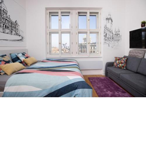 Newly renovated apartment next to the National Museum