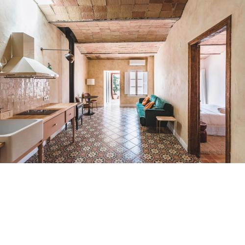 Newly Renovated Boutique Apartment