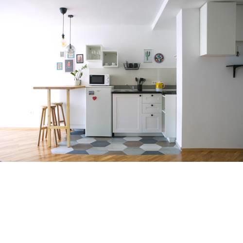 Newly renovated Bright apartment in the Center of Zagreb